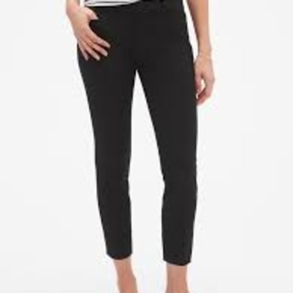 Banana Republic Black Cropped Pants